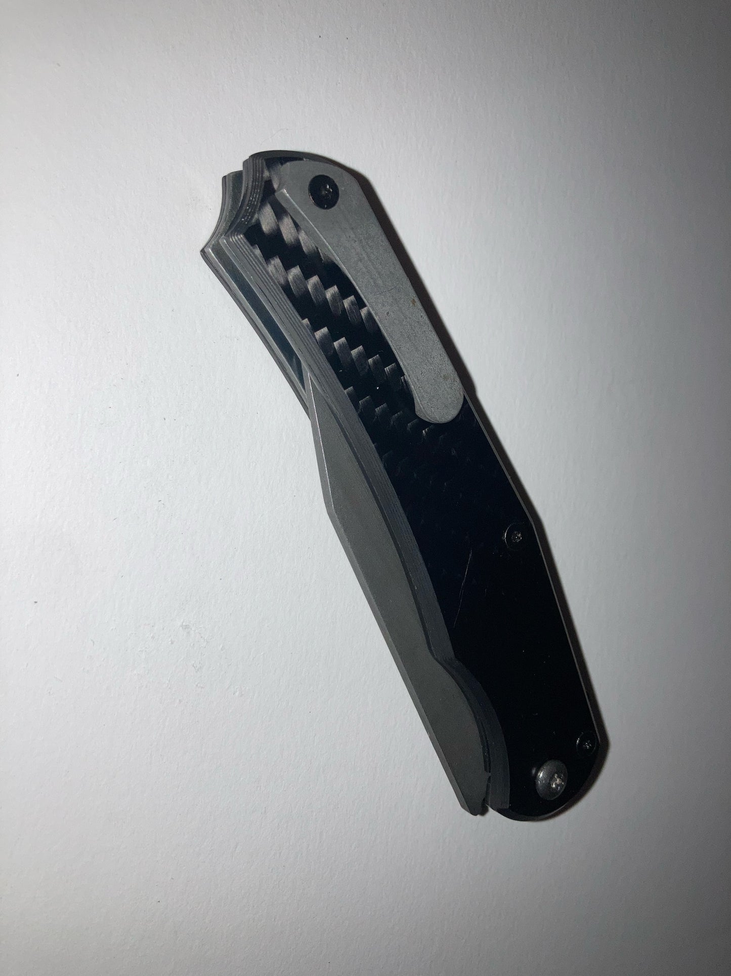 Carbon Fiber, Carbon Steel Flipper Pocket Knife